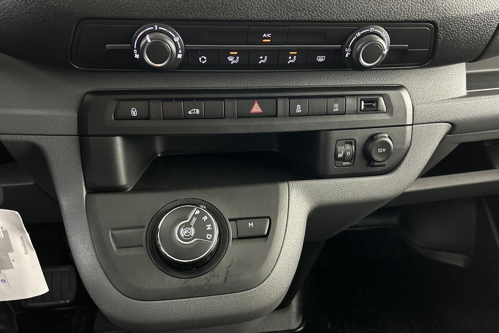 Toyota Proace iso kuva 16