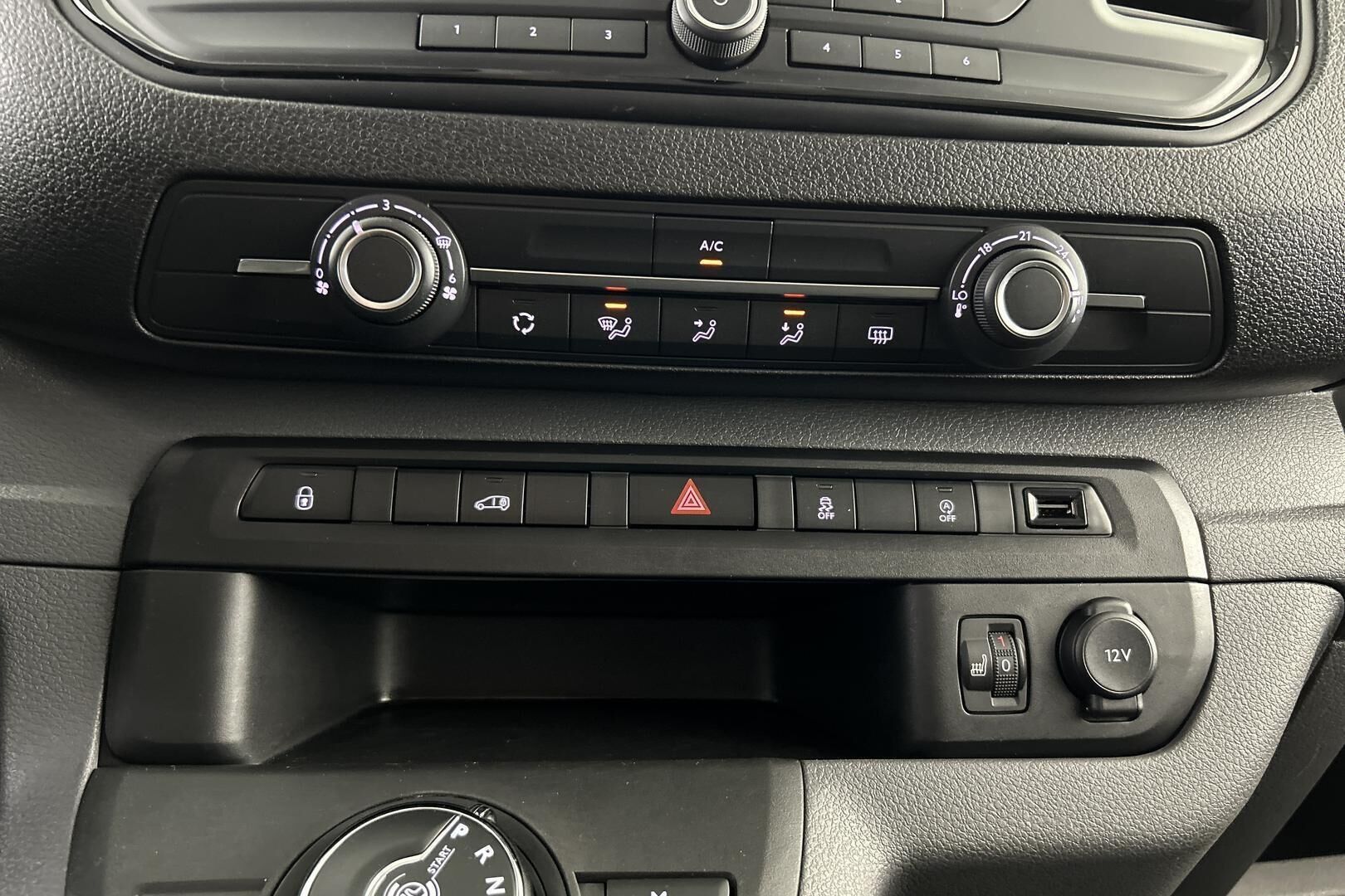 Toyota Proace iso kuva 17