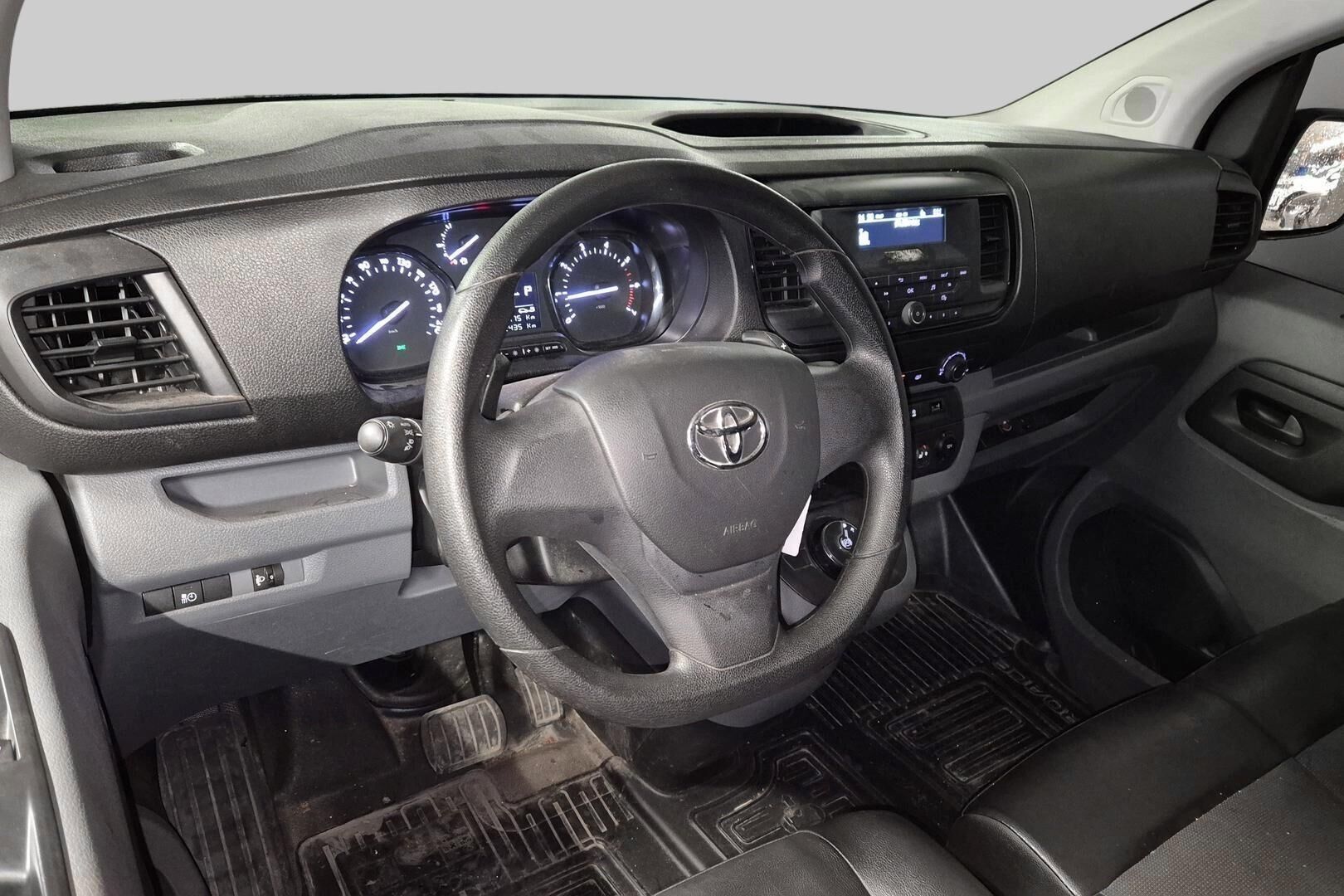 Toyota Proace iso kuva 2