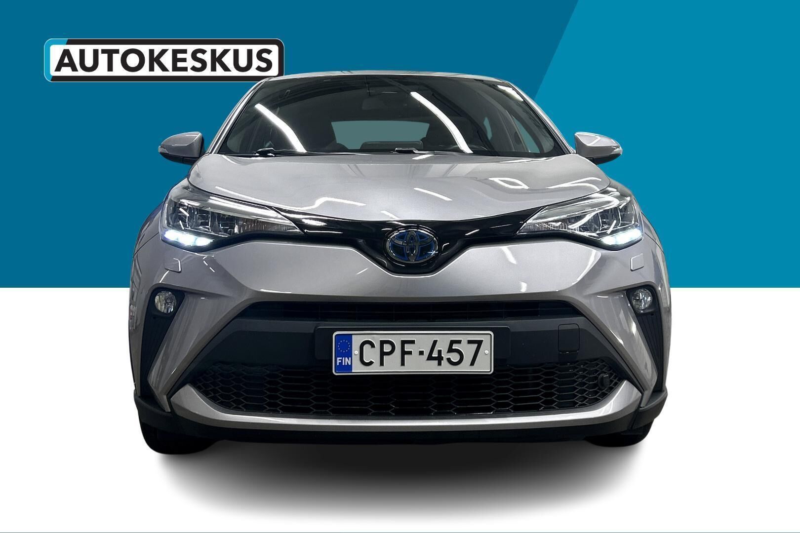 Toyota C-HR iso kuva 2