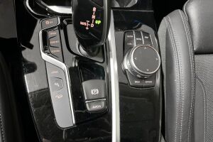 BMW X3 esikatselu 14