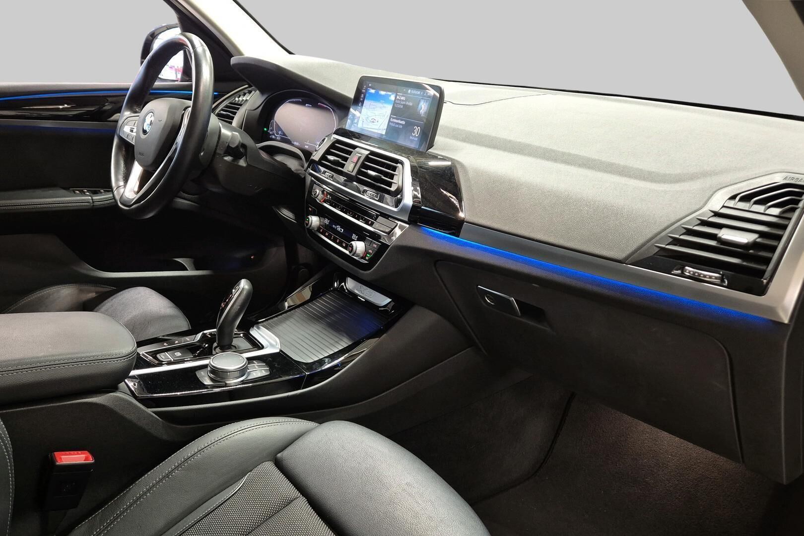 BMW X3 iso kuva 5