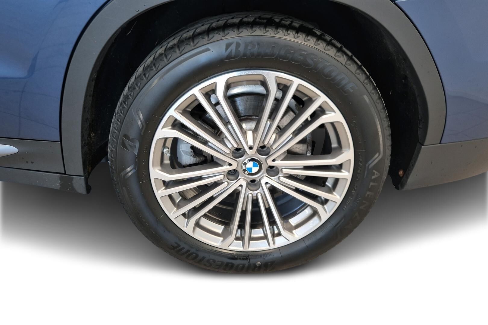 BMW X3 iso kuva 12