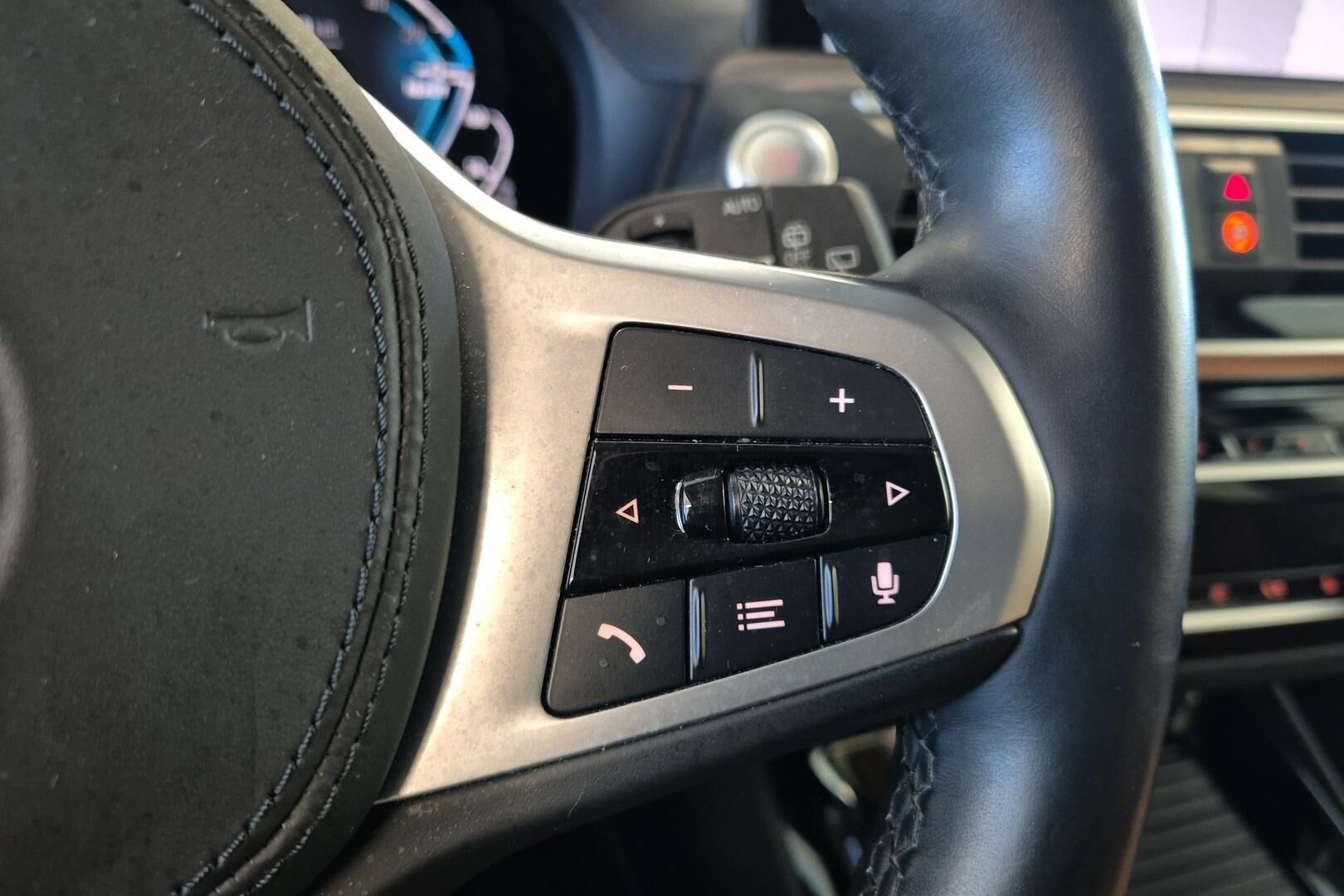 BMW X3 iso kuva 17