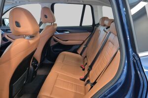 BMW X3 esikatselu 9
