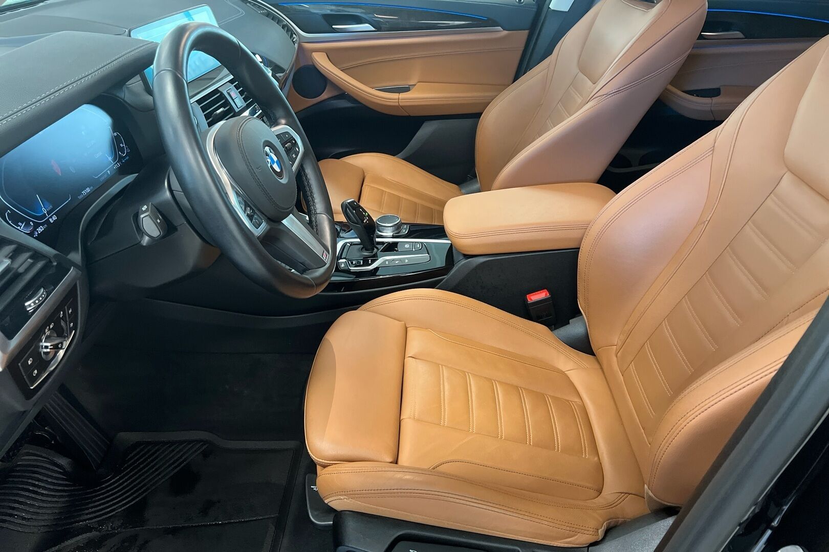 BMW X3 iso kuva 9