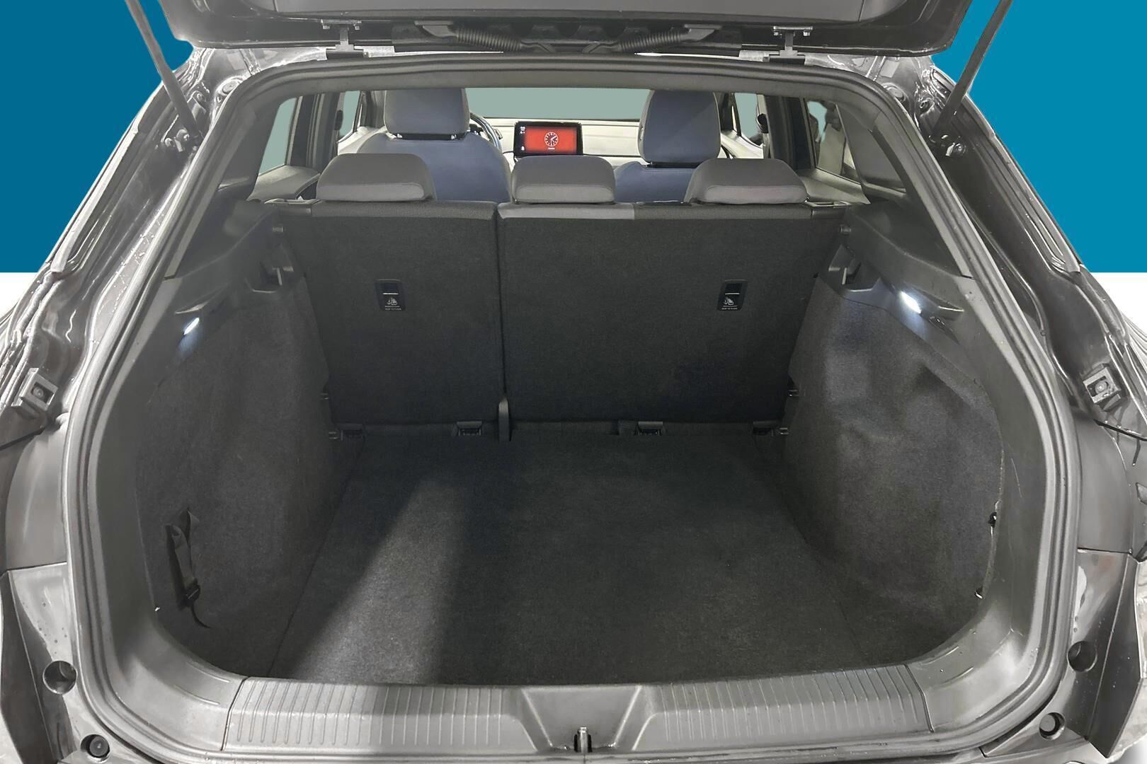 Volkswagen ID.4 iso kuva 12