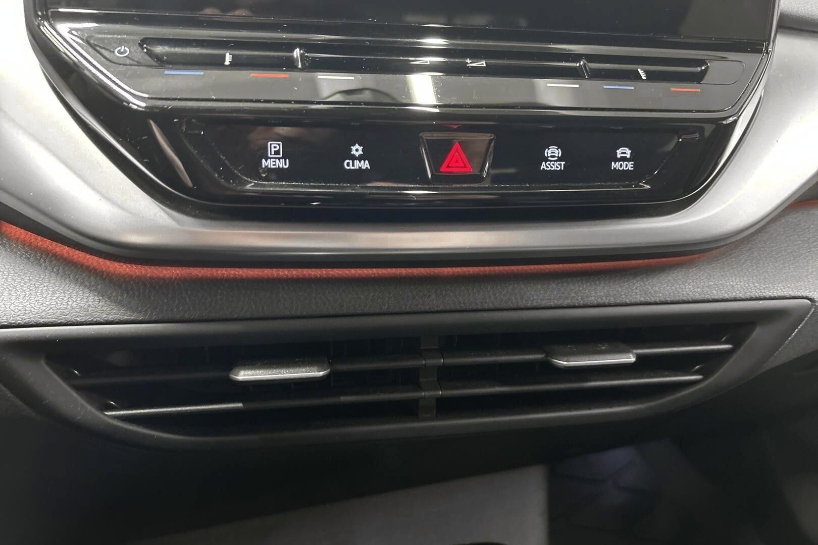 Volkswagen ID.4 iso kuva 19