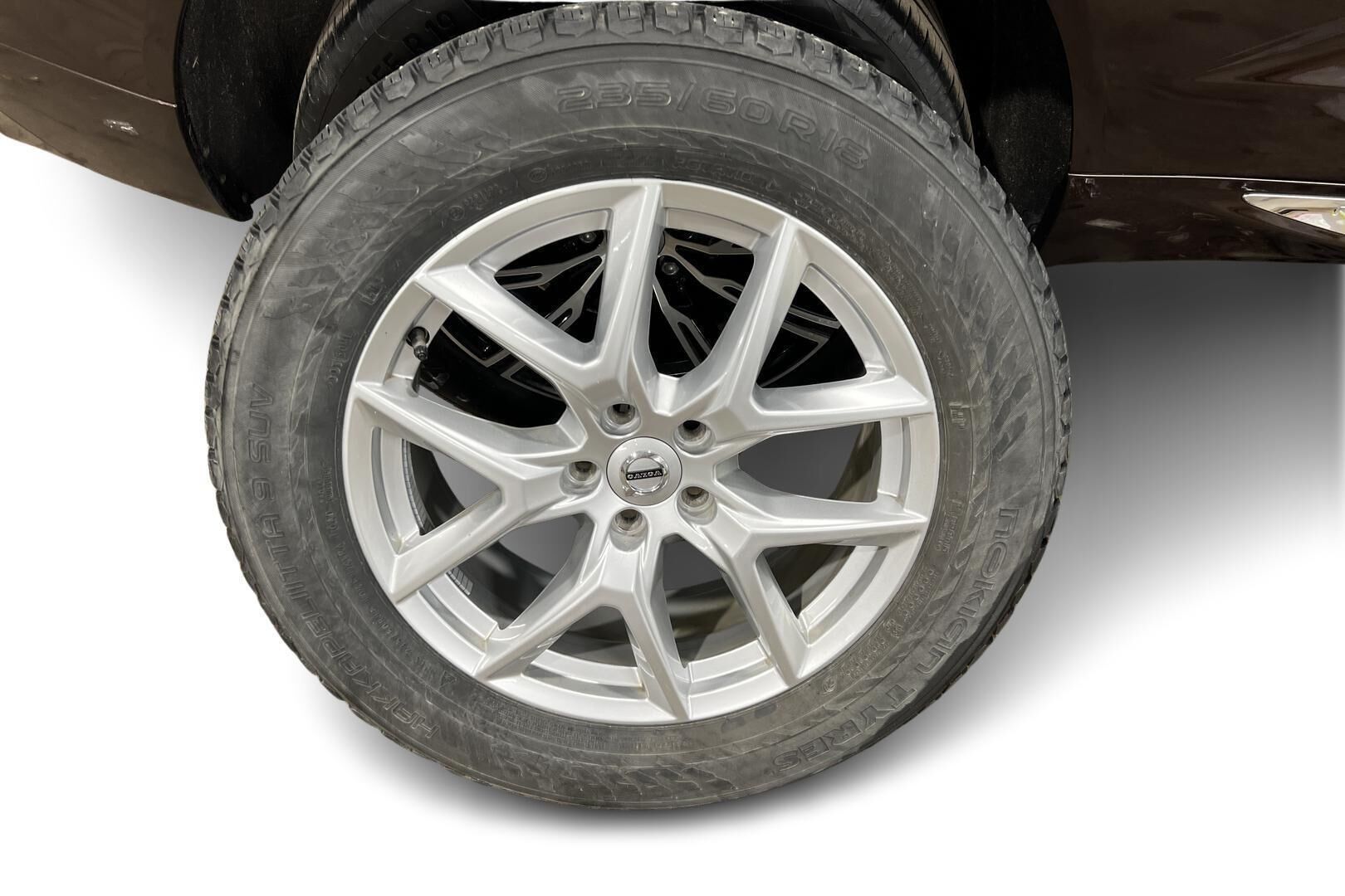 Volvo XC60 iso kuva 27