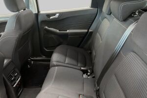 Ford Kuga esikatselu 10