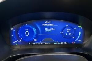 Ford Kuga esikatselu 14