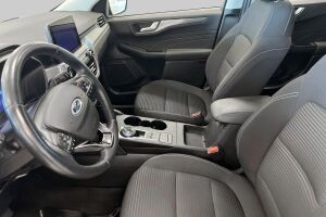 Ford Kuga esikatselu 9