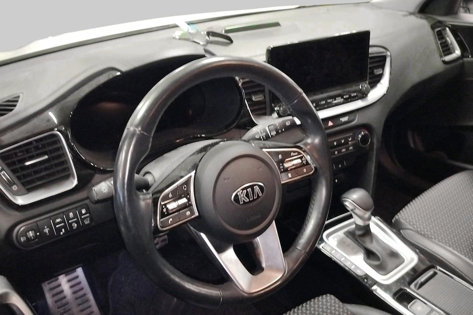 Kia XCeed iso kuva 2