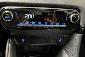 Toyota Yaris esikatselu 14