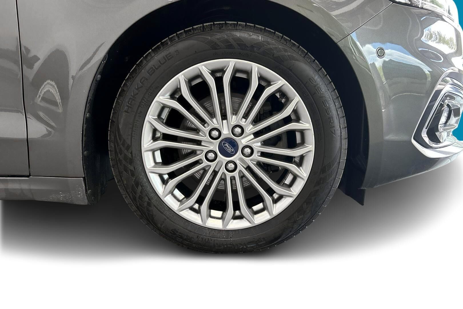 Ford Mondeo iso kuva 13