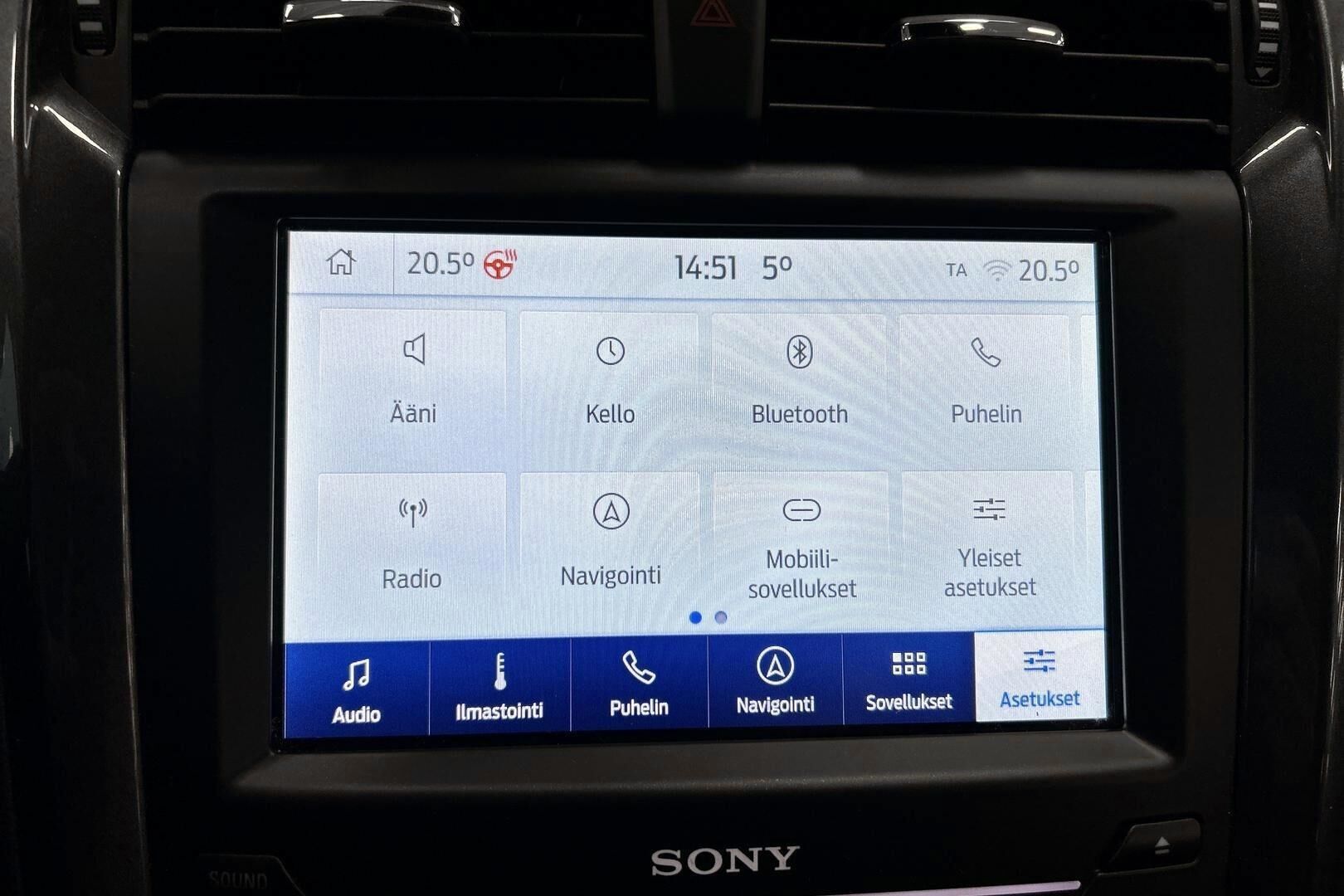 Ford Mondeo iso kuva 13