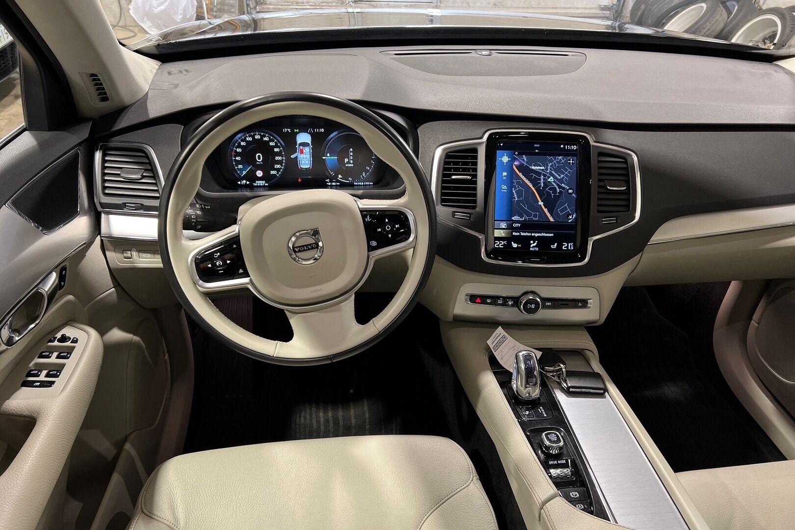 Volvo XC90 iso kuva 7