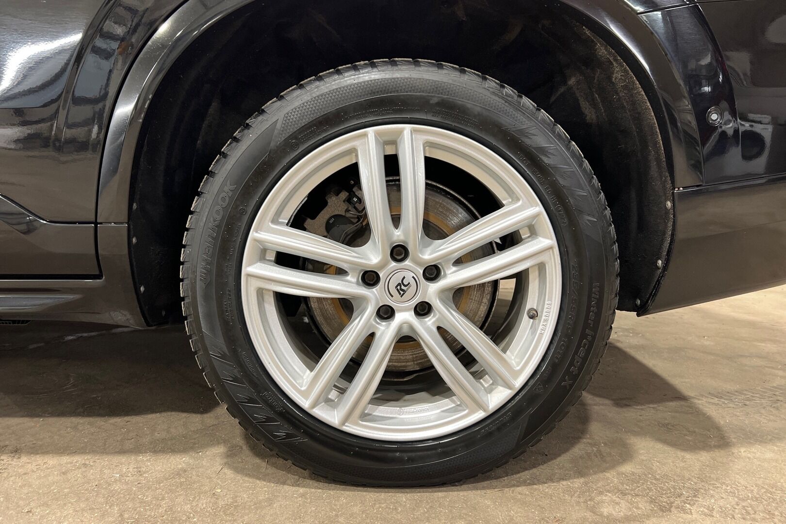 Volvo XC90 iso kuva 8