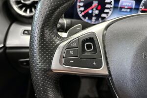 Mercedes-Benz E esikatselu 23