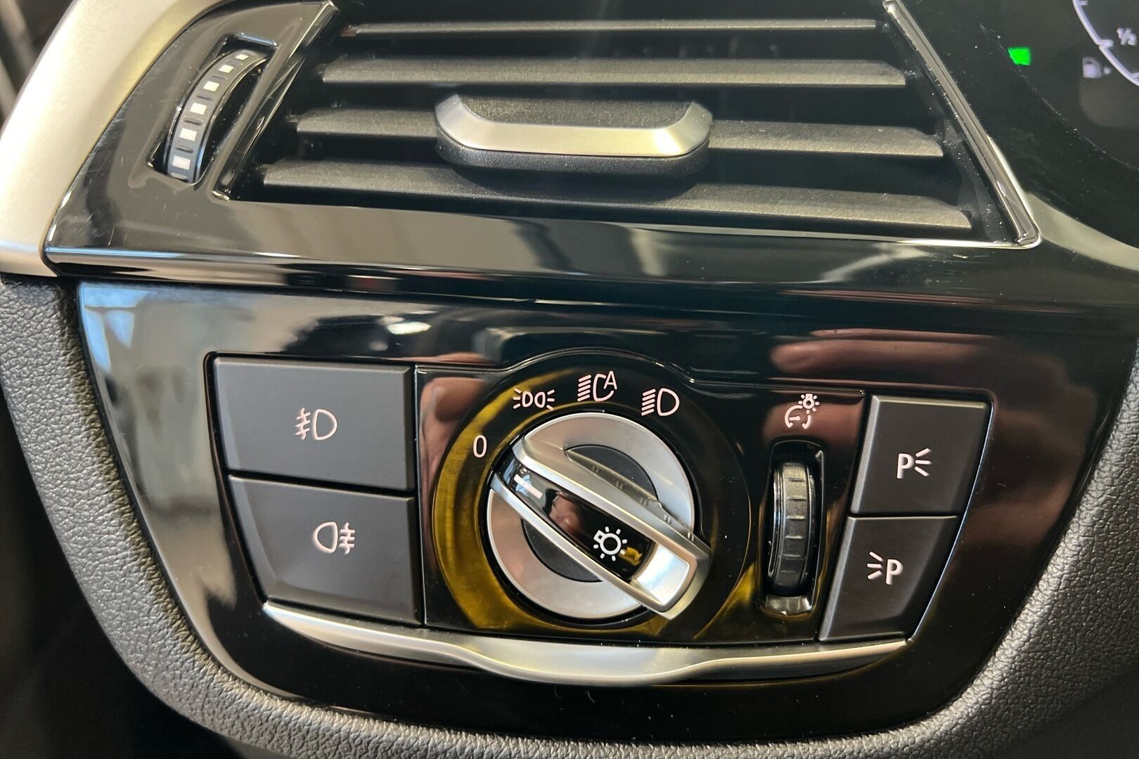 BMW 5-sarja iso kuva 18