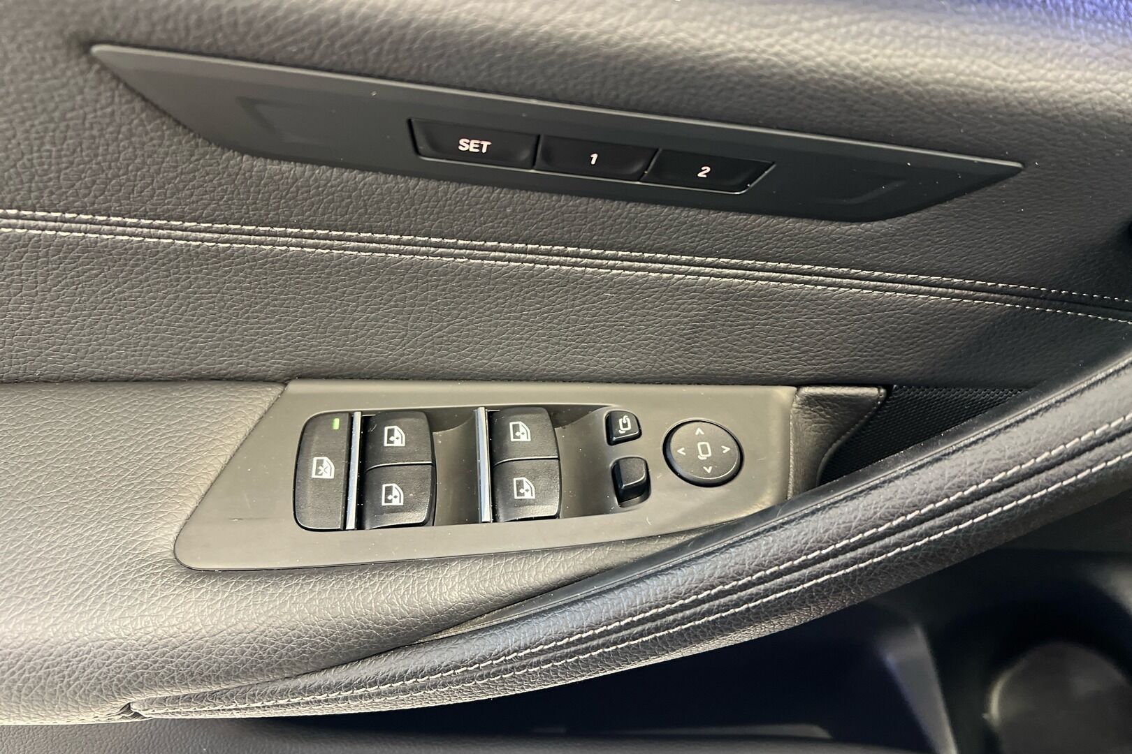 BMW 5-sarja iso kuva 19