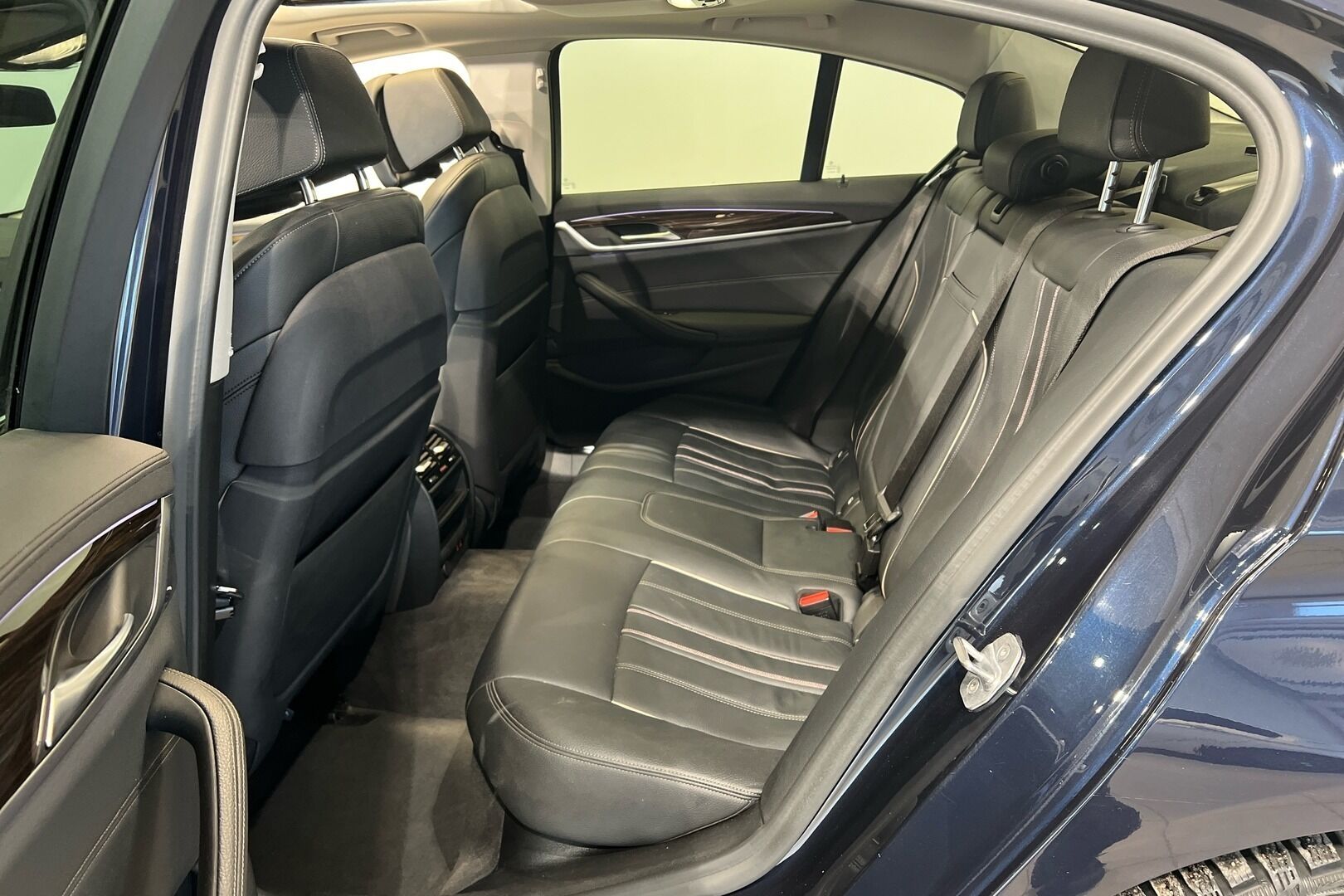 BMW 5-sarja iso kuva 8