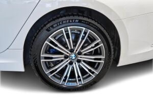 BMW 3-sarja esikatselu 11