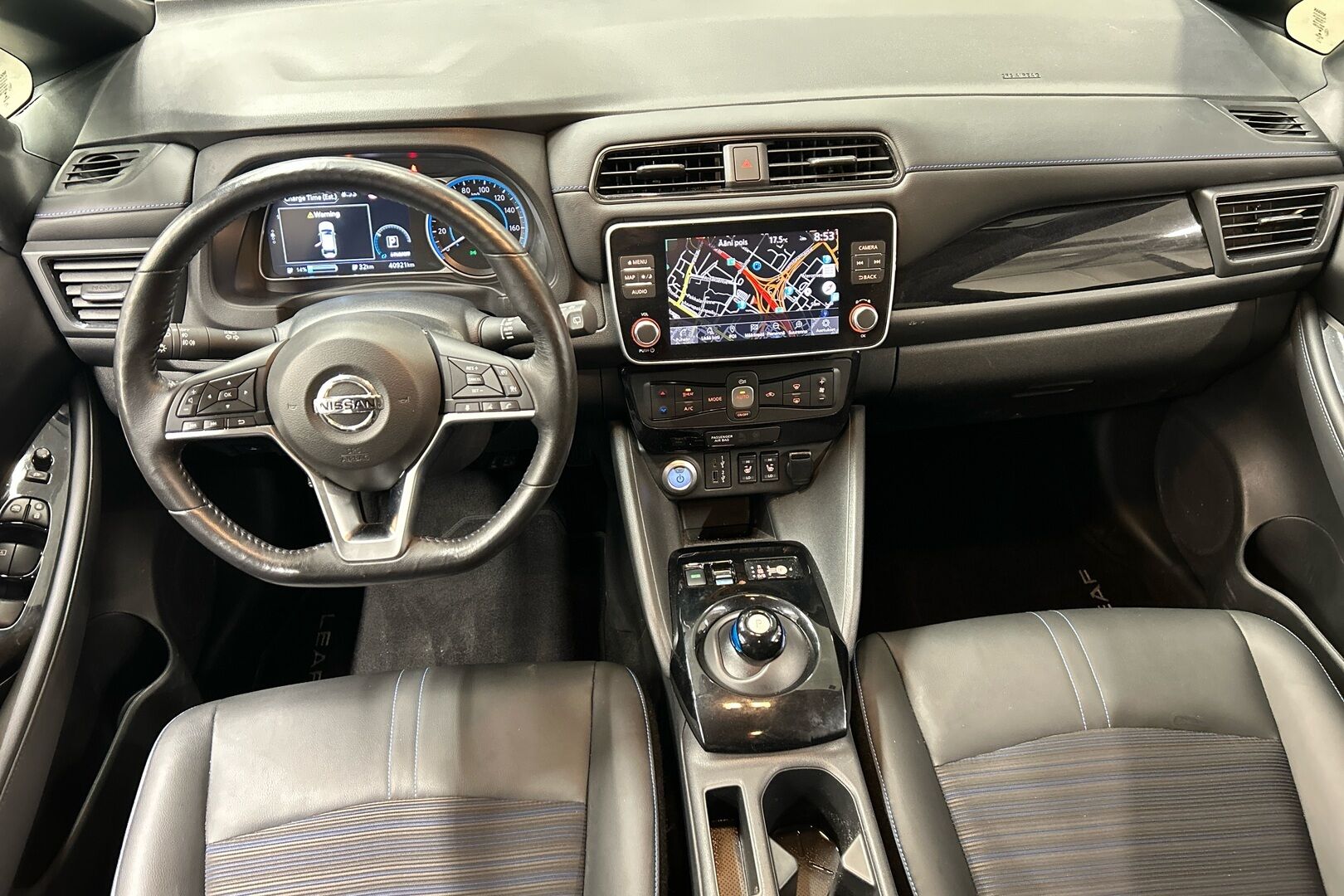 Nissan Leaf iso kuva 6