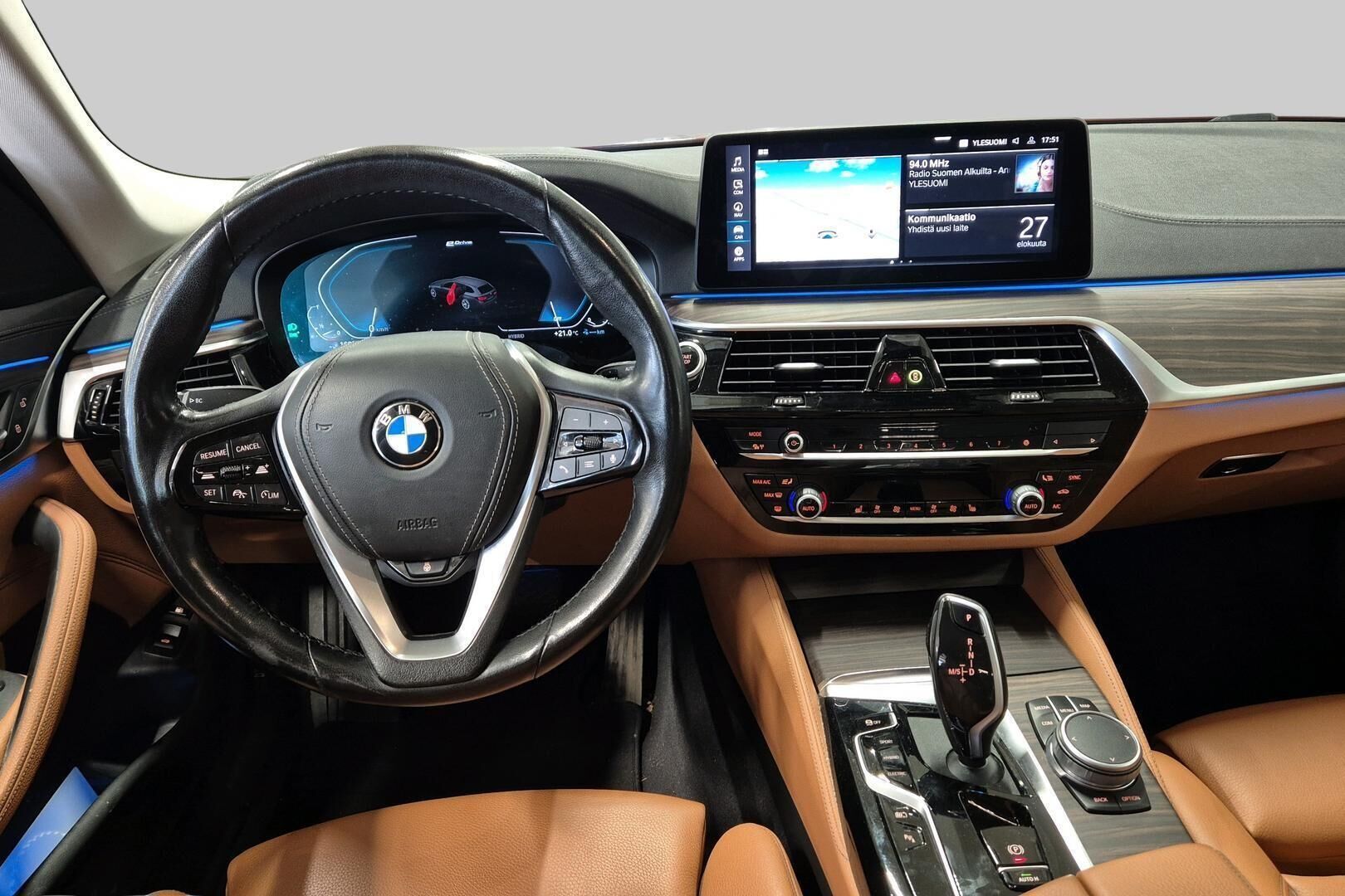 BMW 5-SARJA iso kuva 2