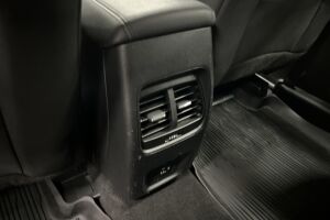 Ford Kuga esikatselu 11