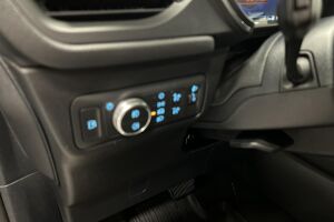 Ford Kuga esikatselu 14