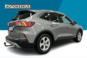 Ford Kuga esikatselu 4