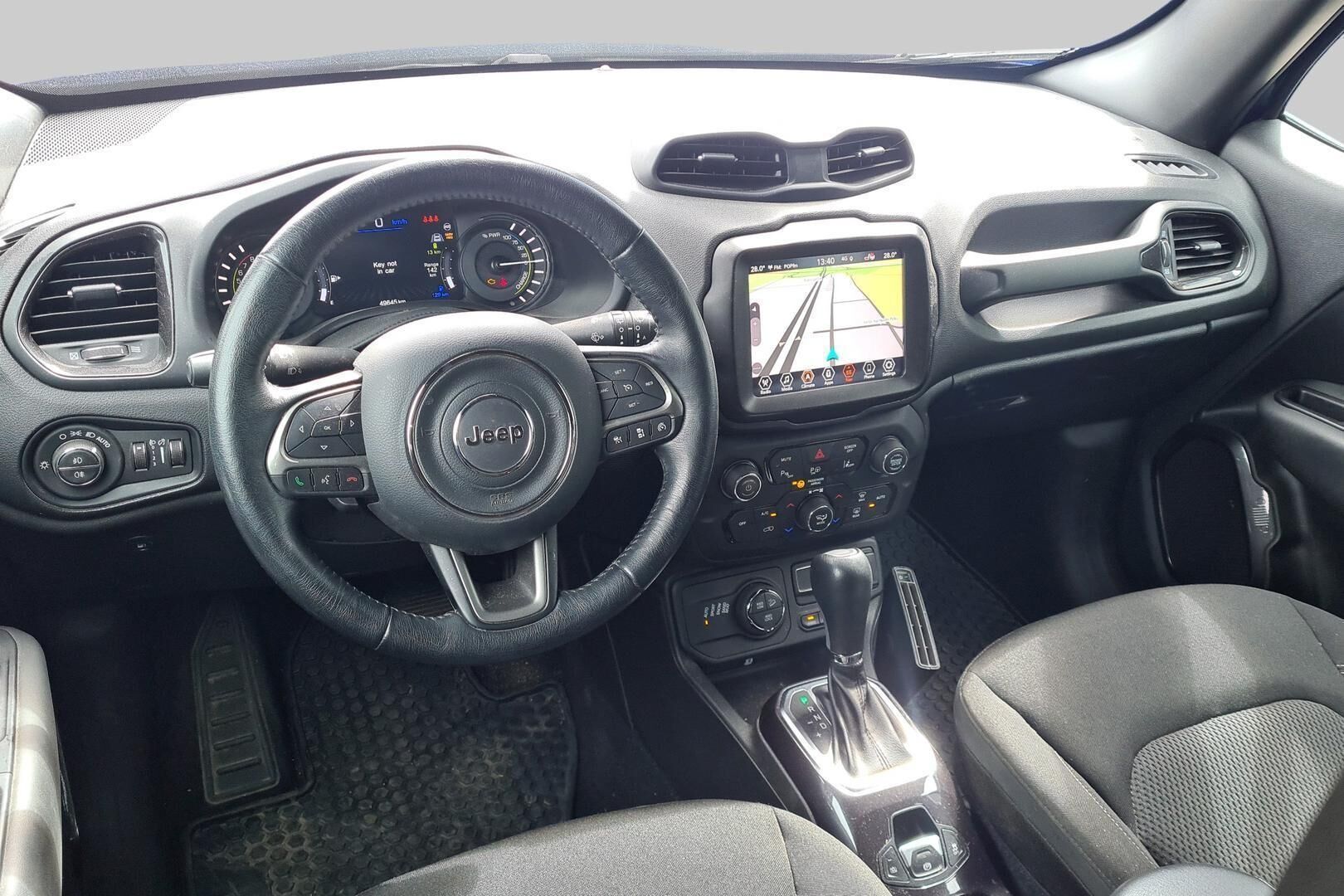 Jeep Renegade iso kuva 2