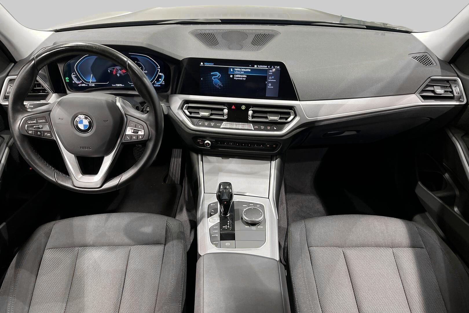 BMW 3-sarja iso kuva 11