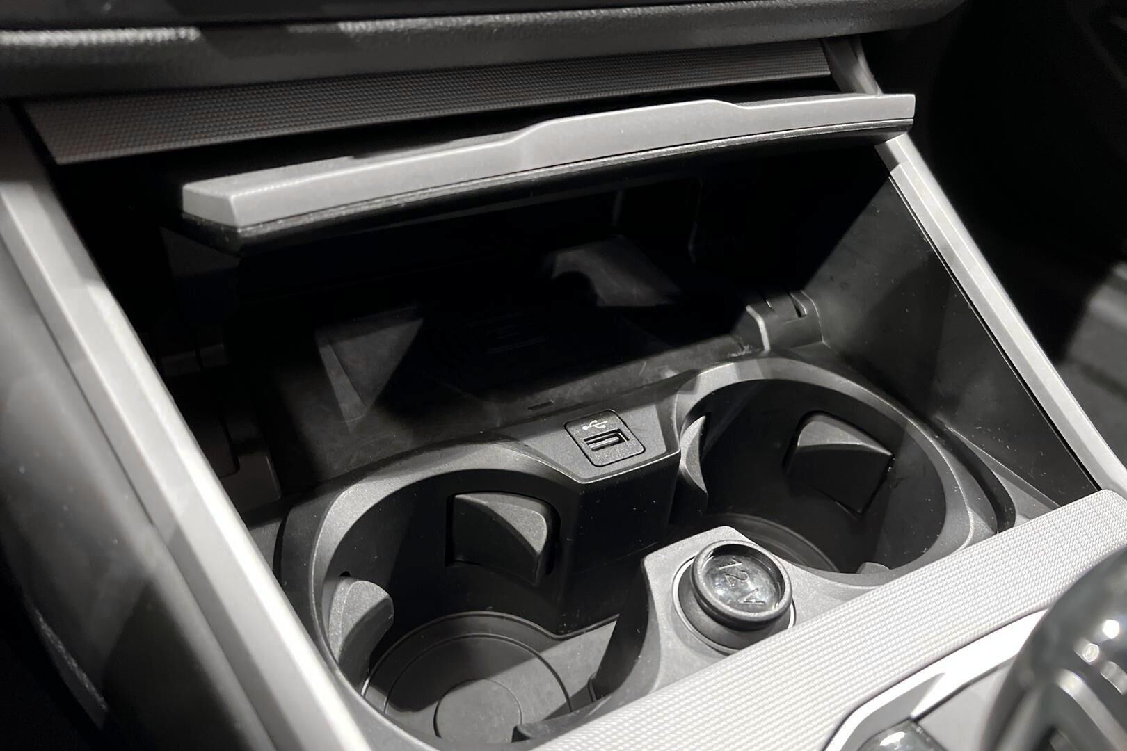 BMW 3-sarja iso kuva 20