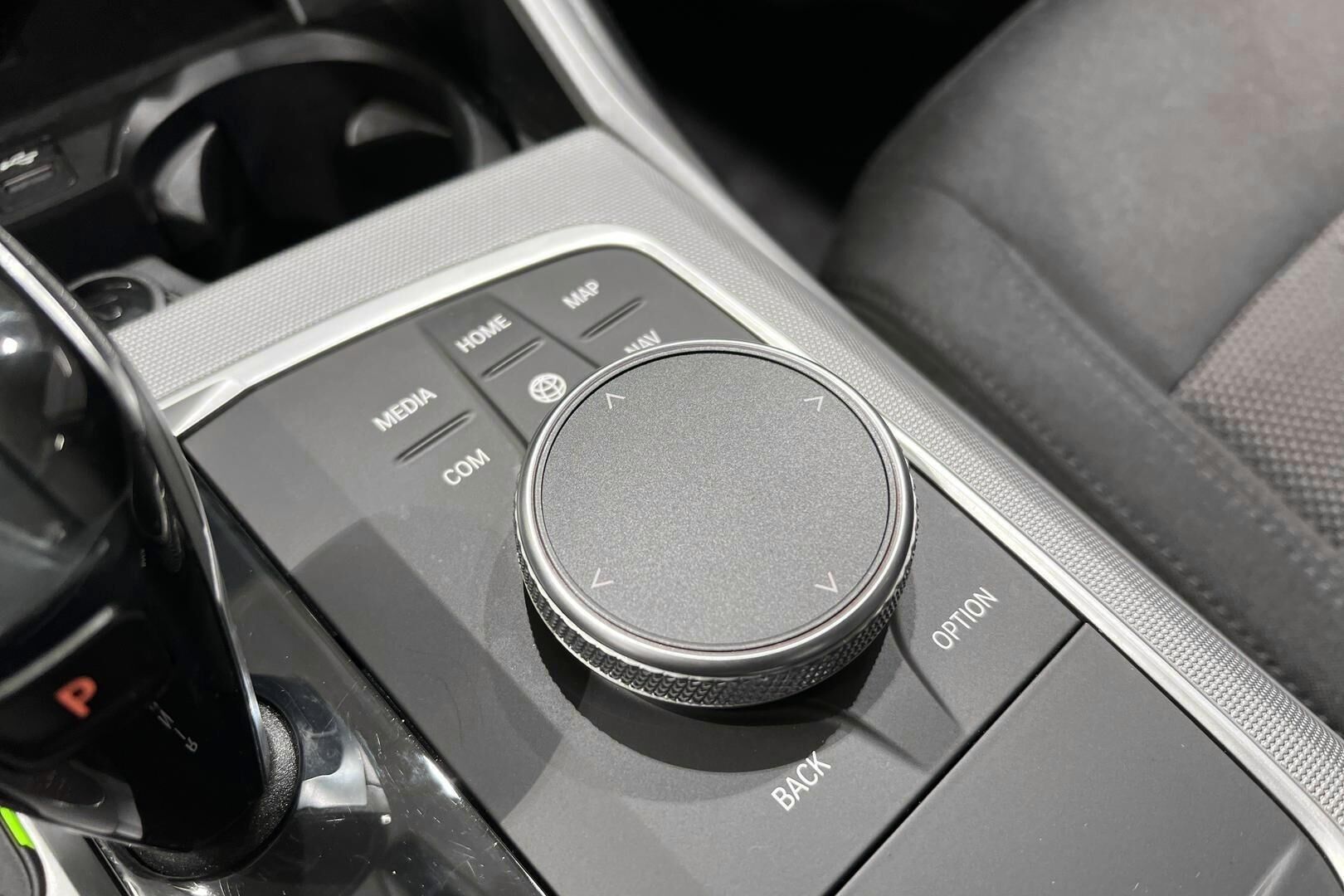 BMW 3-sarja iso kuva 22