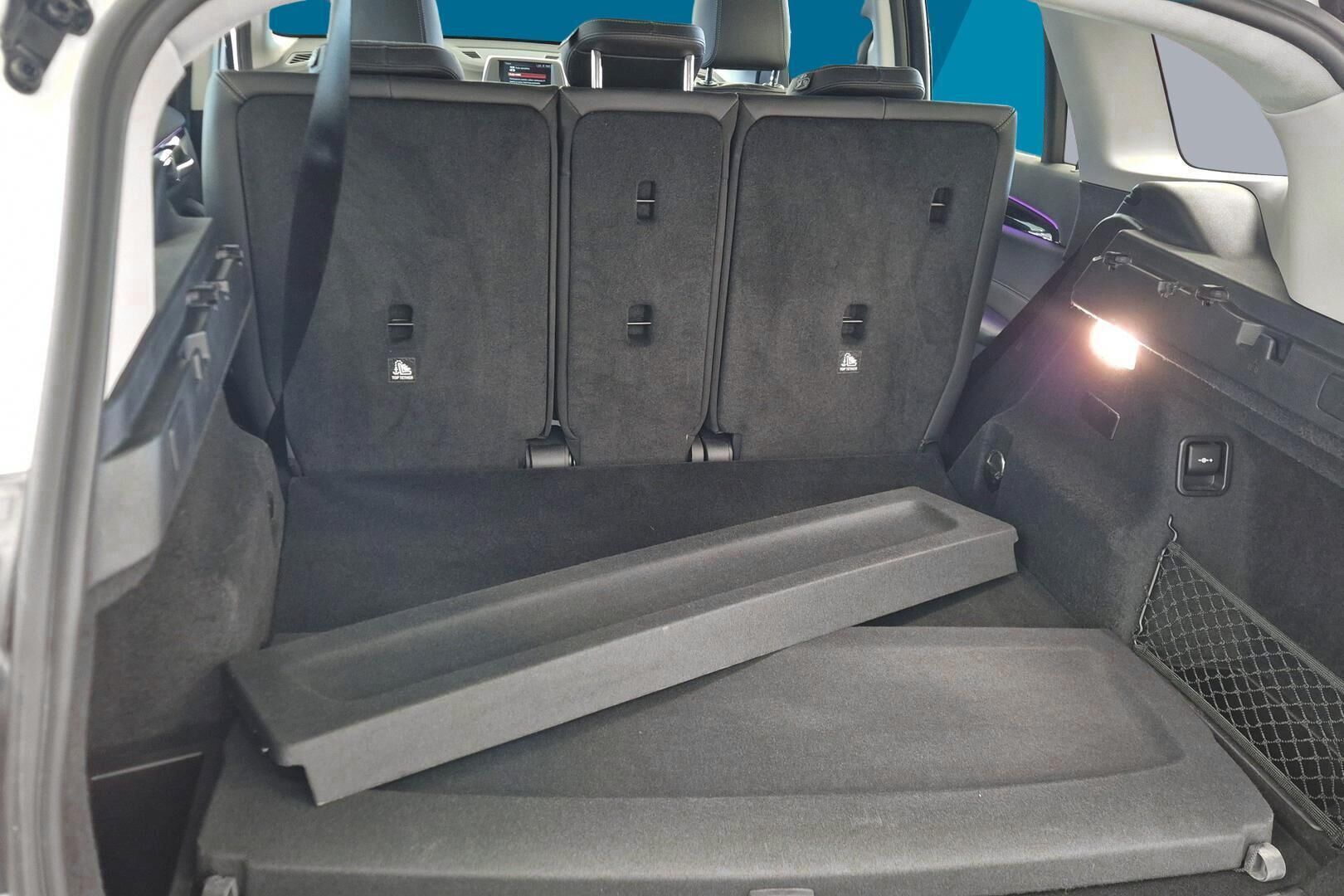 BMW X1 iso kuva 9