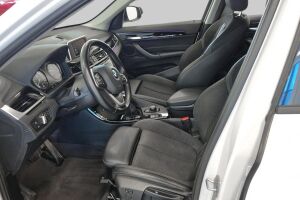 BMW X1 esikatselu 23