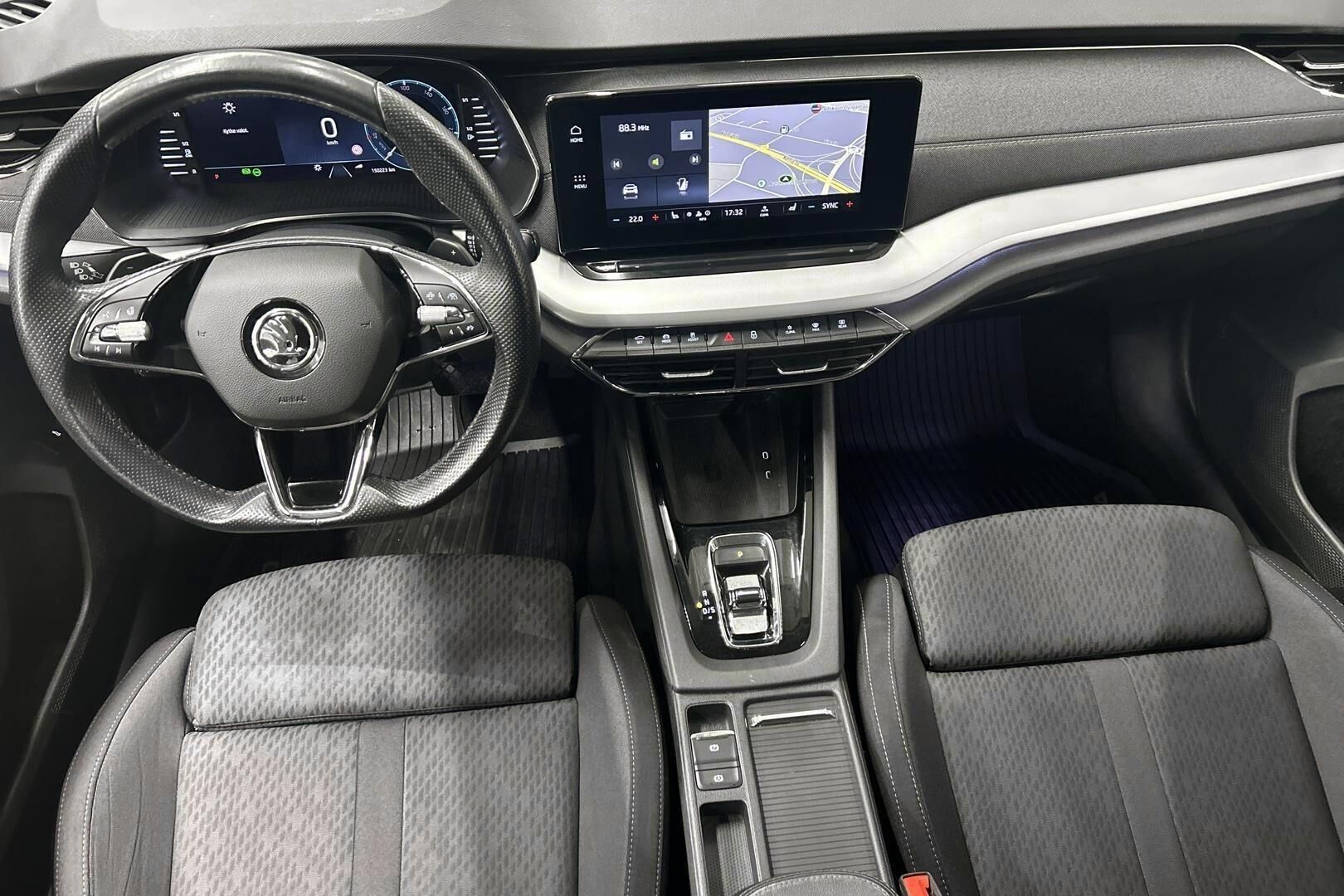 Skoda Octavia iso kuva 16