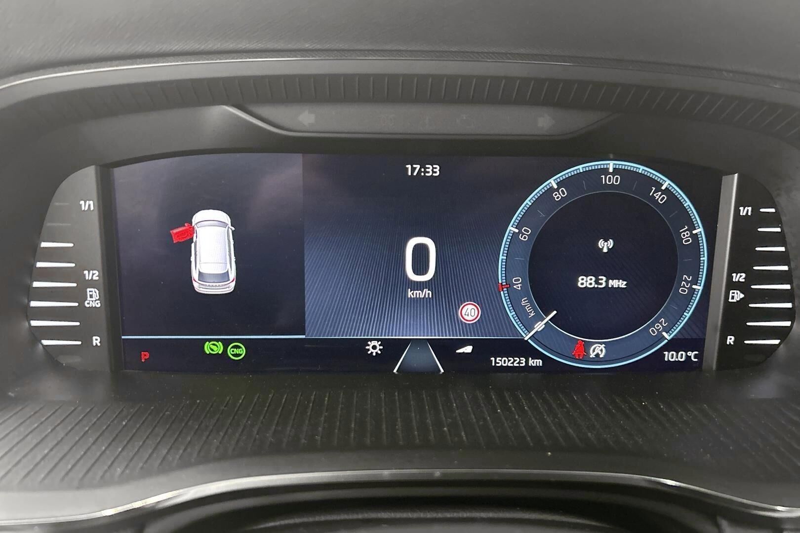 Skoda Octavia iso kuva 21