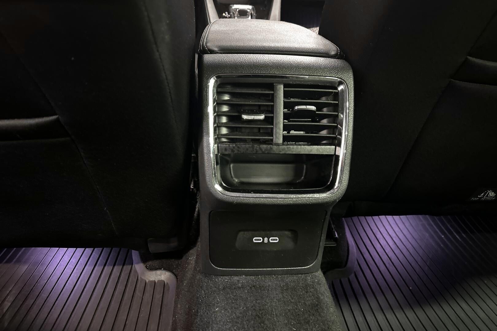Skoda Octavia iso kuva 28