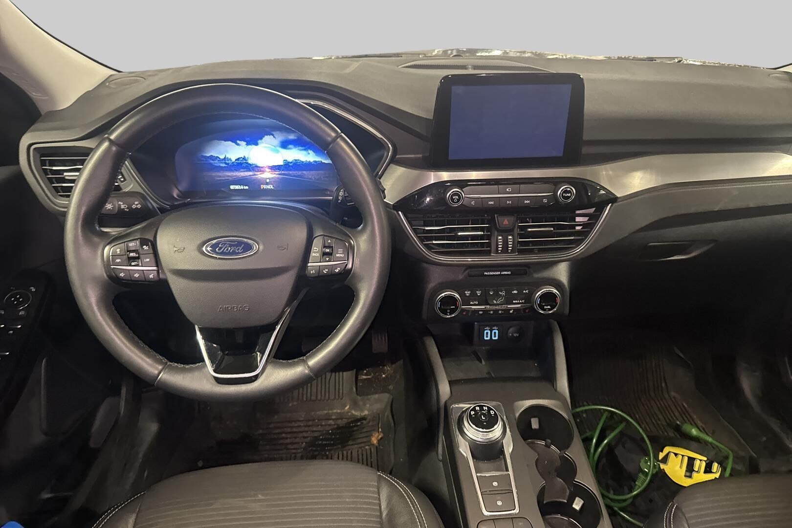 Ford Kuga iso kuva 2
