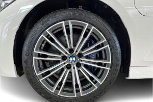 BMW 3-SARJA esikatselu 6