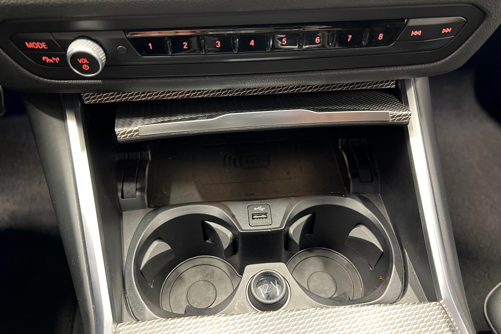 BMW 3-SARJA iso kuva 12