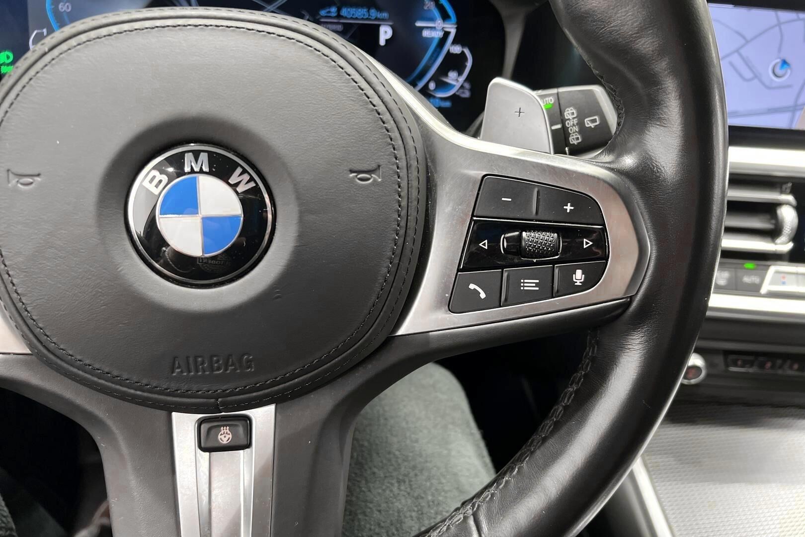 BMW 3-sarja iso kuva 24