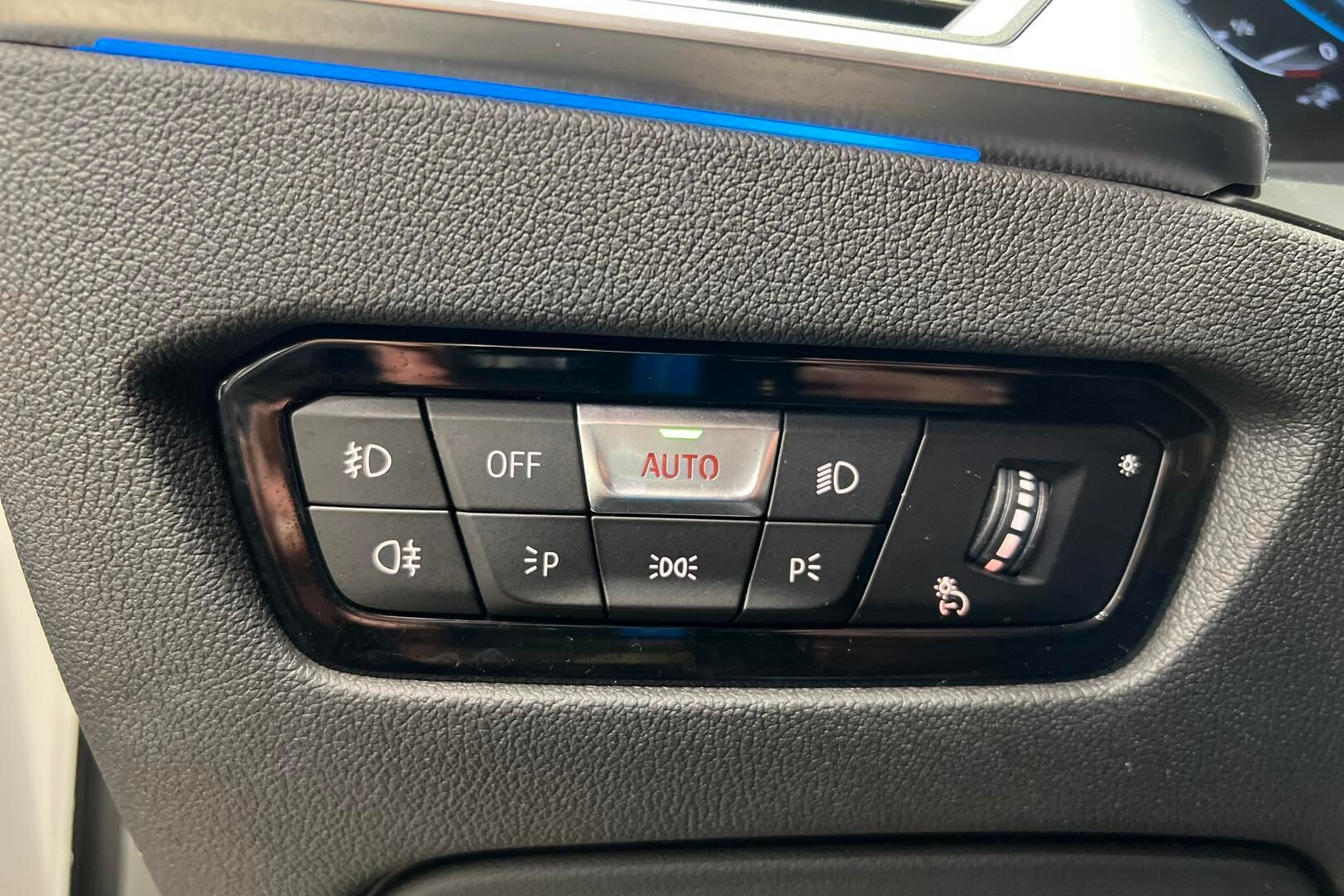 BMW 3-sarja iso kuva 39