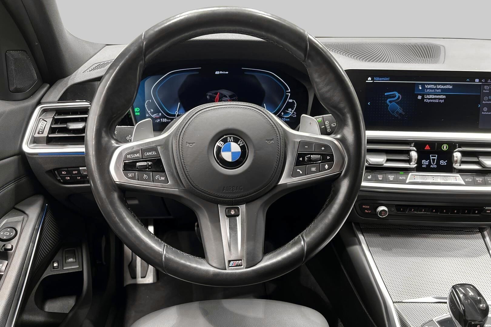 BMW 3-sarja iso kuva 30