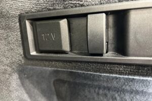 BMW 3-sarja esikatselu 35