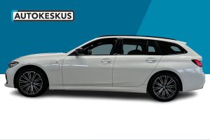 BMW 3-SARJA esikatselu 4
