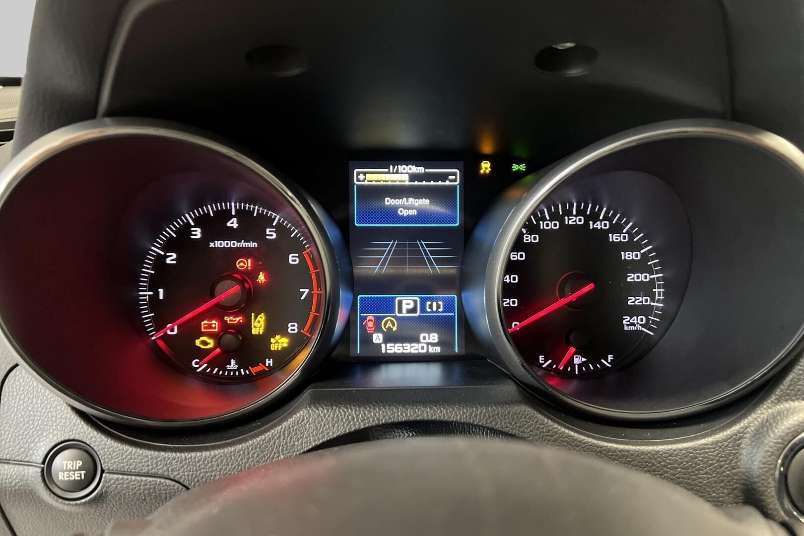 Subaru Outback iso kuva 23